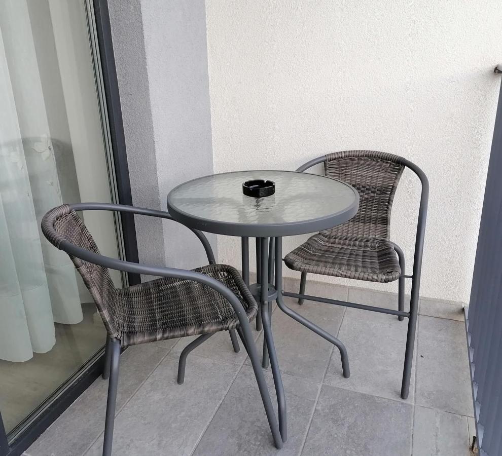 Apartament Nyx Флорешты Экстерьер фото